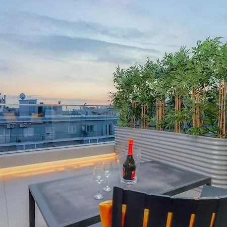 Luxury Penthouse 2br