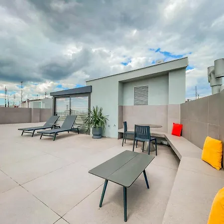 شقة Luxury Penthouse 2br *