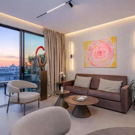 Luxury Penthouse 2br سالونيك