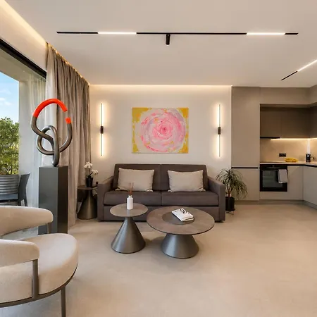 Luxury Penthouse 2br سالونيك